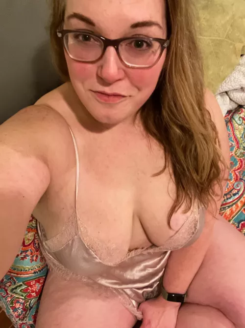 Sweetest of dreams! 😘 (F, 40)