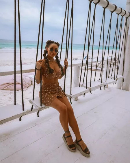 Swingin' Around
