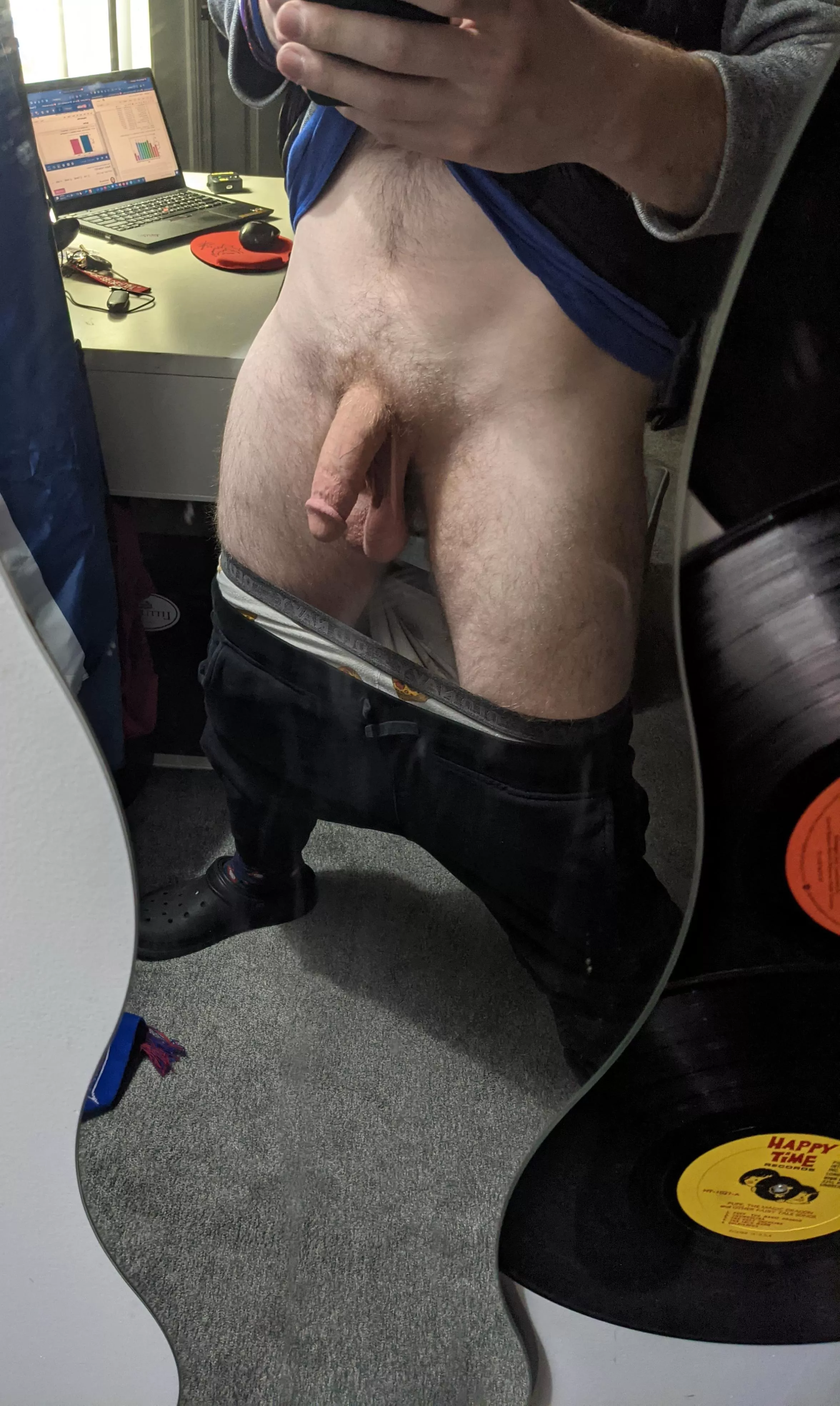 Swinging evening cock Swinging evening cock