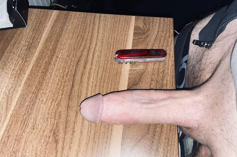 Swiss Army knife comparison