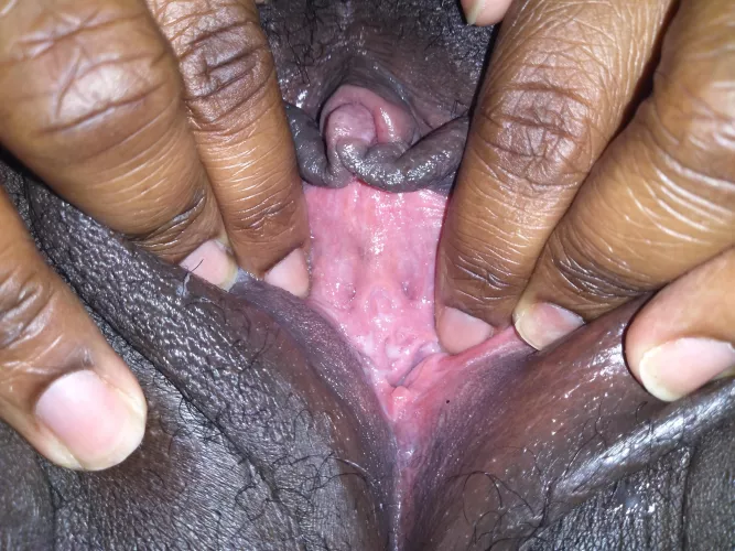Swollen and horny... Swollen and horny...