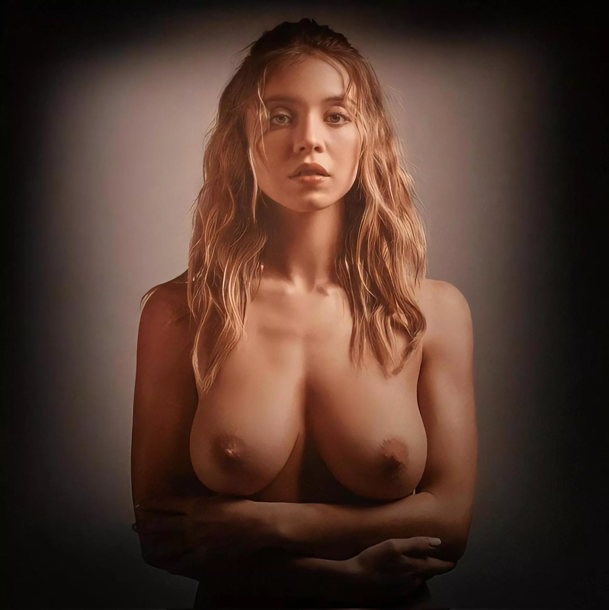 Jones photos nude sydney - Chloë Grace