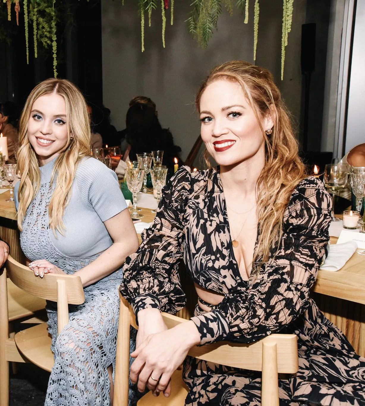Sydney Sweeney (l) and Erika Christensen Sydney Sweeney (l) and Erika Christensen