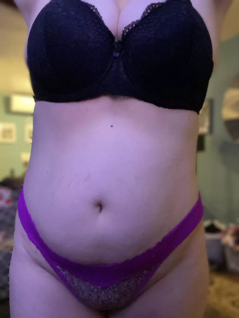 Take my bra off with your teeth ?