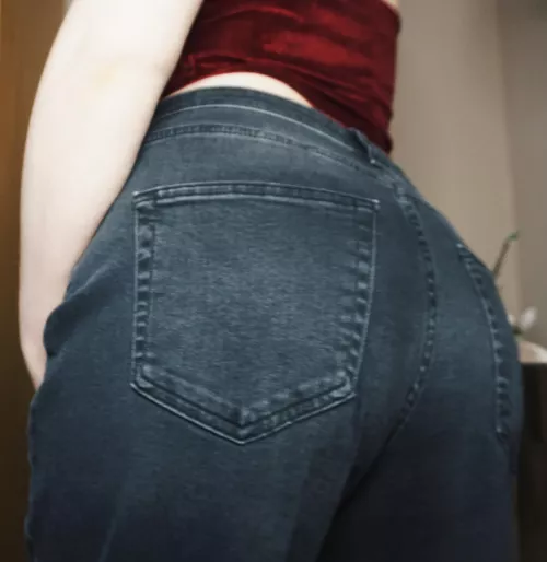 Take off my pants 🥵