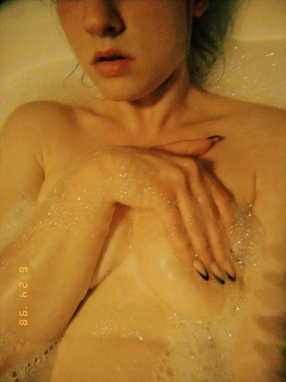 Taken shower and made some photos for you ? Come to my Onlyfans, subscribe and dm me for that photos ? Waiting for you ? Link in comments ?