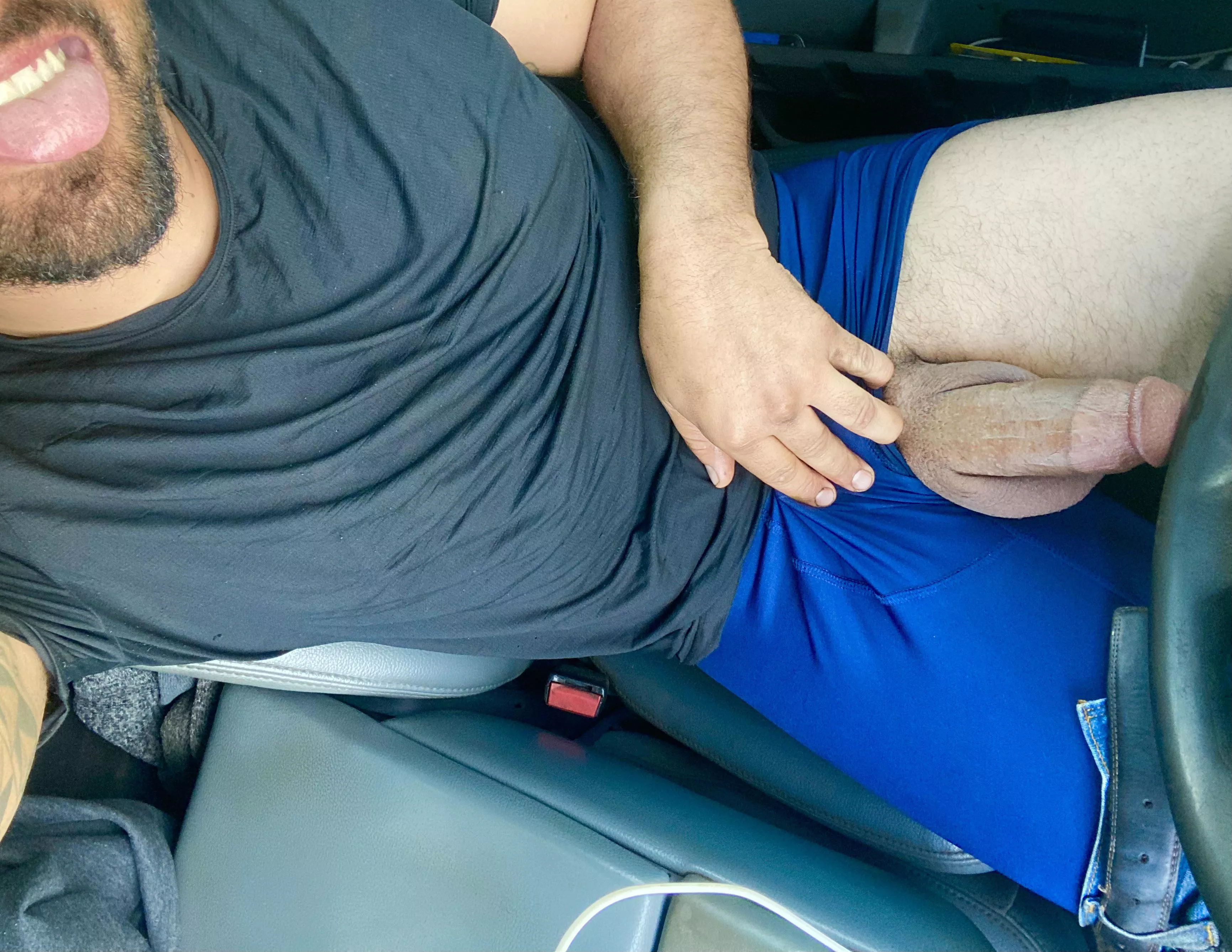 Taking apps for coworkers😏