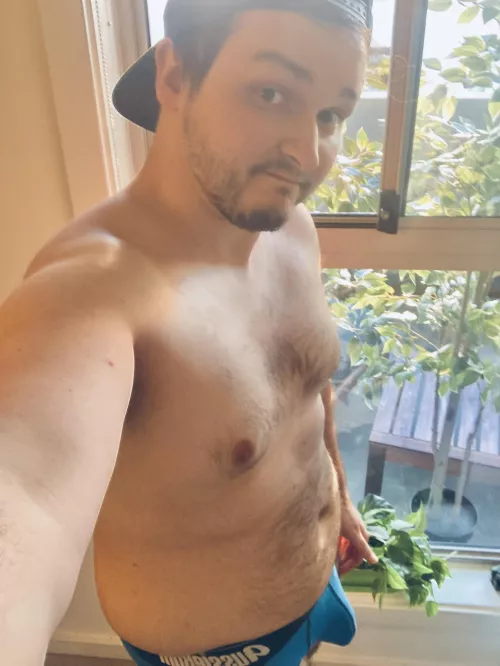 Taking in the morning sun. Hope the neighbours donβt mind