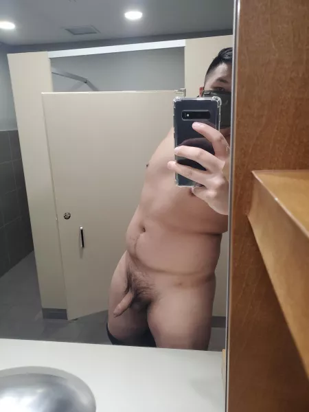 Taking nudes is just a part of my regular workout now Taking nudes is just a part of my regular workout now