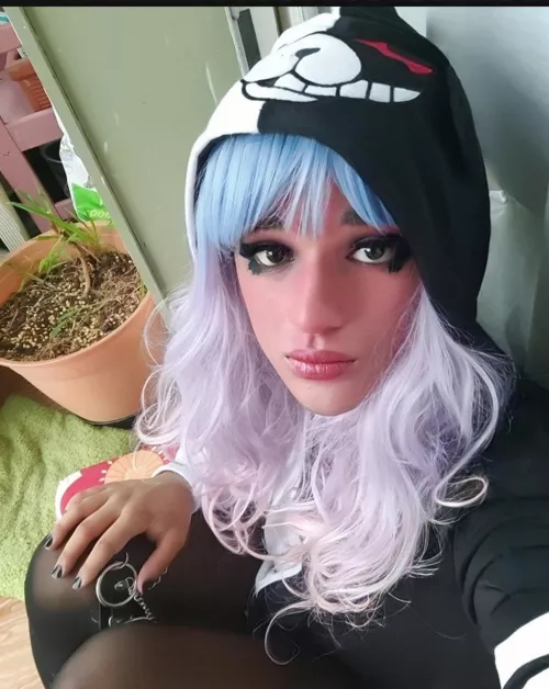 talk to me 😅 talk to me 😅