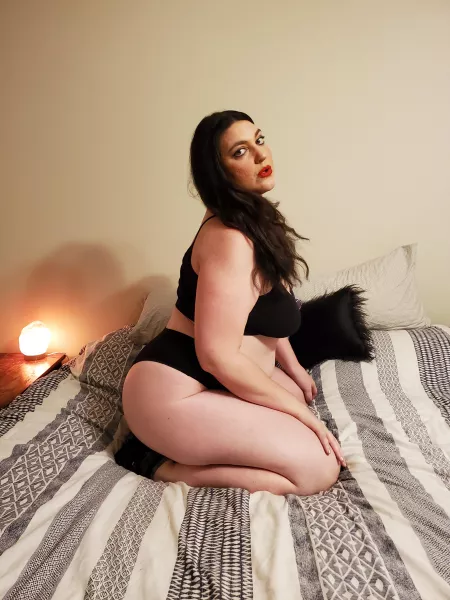 Tall and curvy. Tall and curvy.