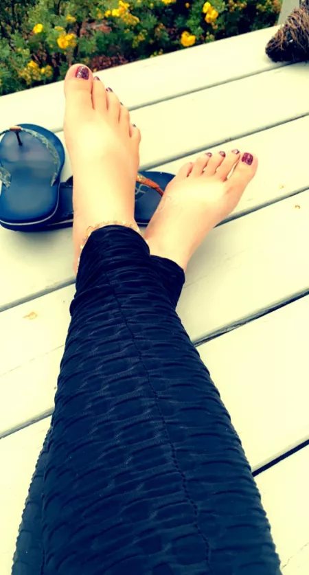 Tan lines. And a new anklet 🤭😁 Tan lines. And a new anklet 🤭😁