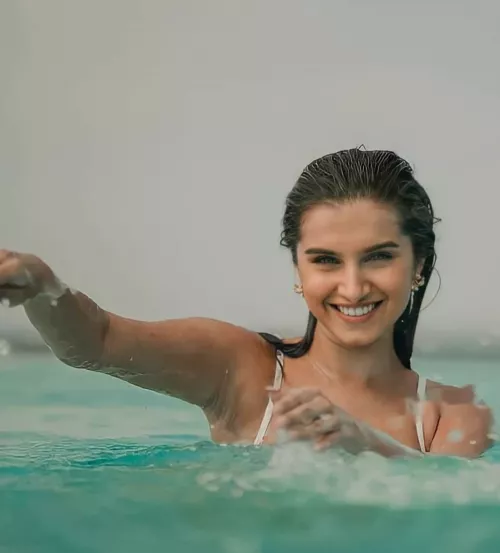 Tara Sutaria Tara Sutaria