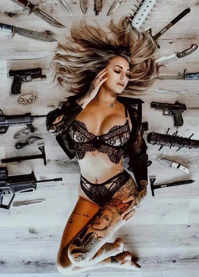 Tatts and weapons Tatts and weapons