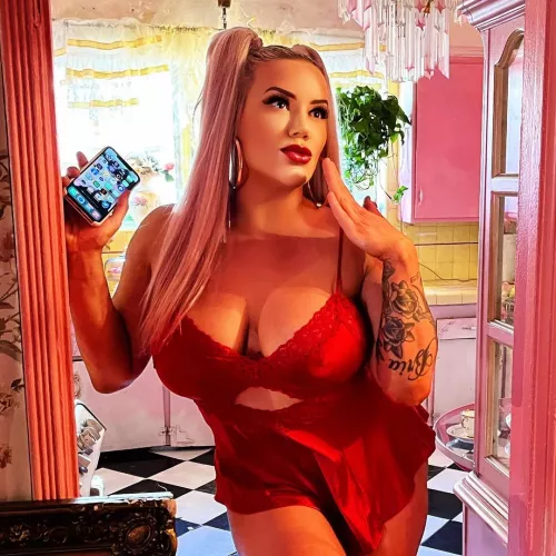 Taya Valkyrie