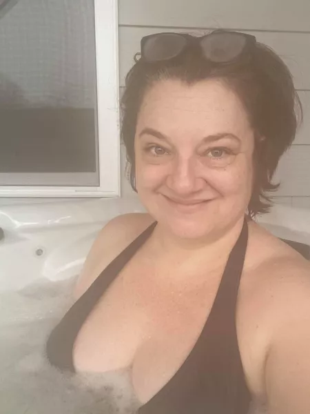 Technically not a milf, but I'm 42 and think I look pretty good for my age... Technically not a milf, but I'm 42 and think I look pretty good for my age...