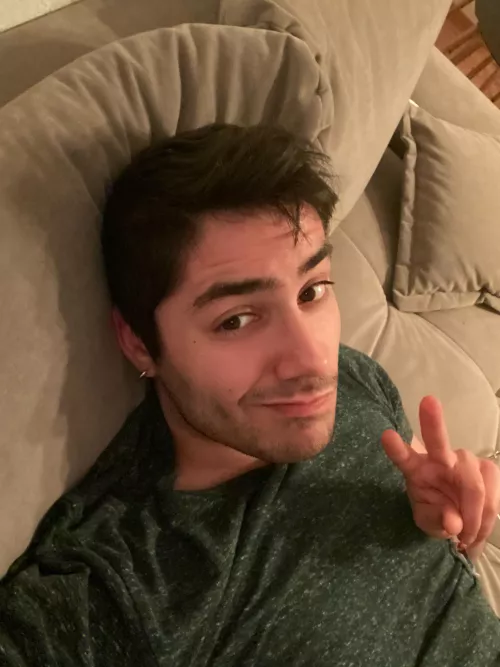 Tell me about your past experiences about long-distance relationships