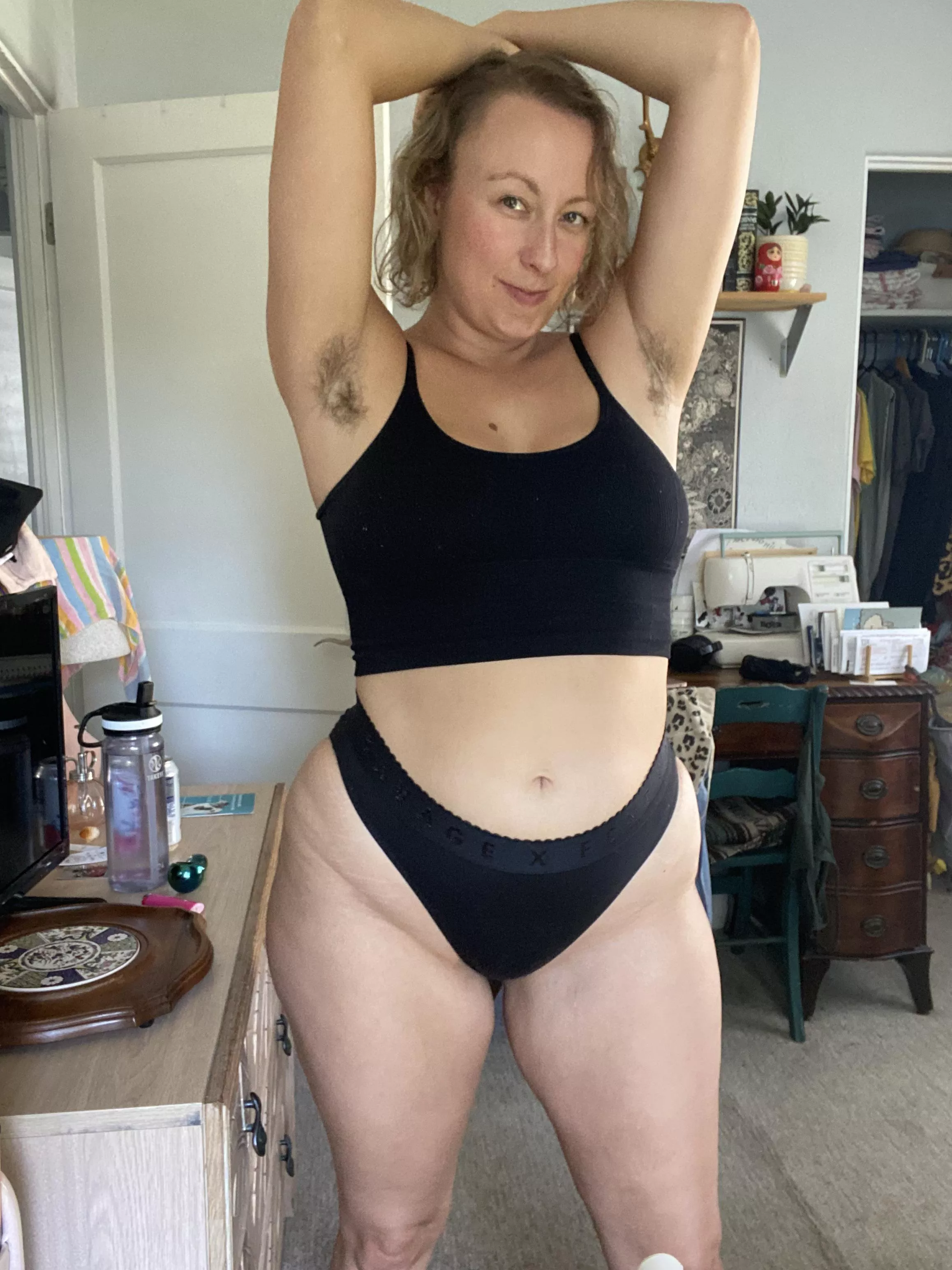 Tell me how much you like my fur 🦁👇🏼