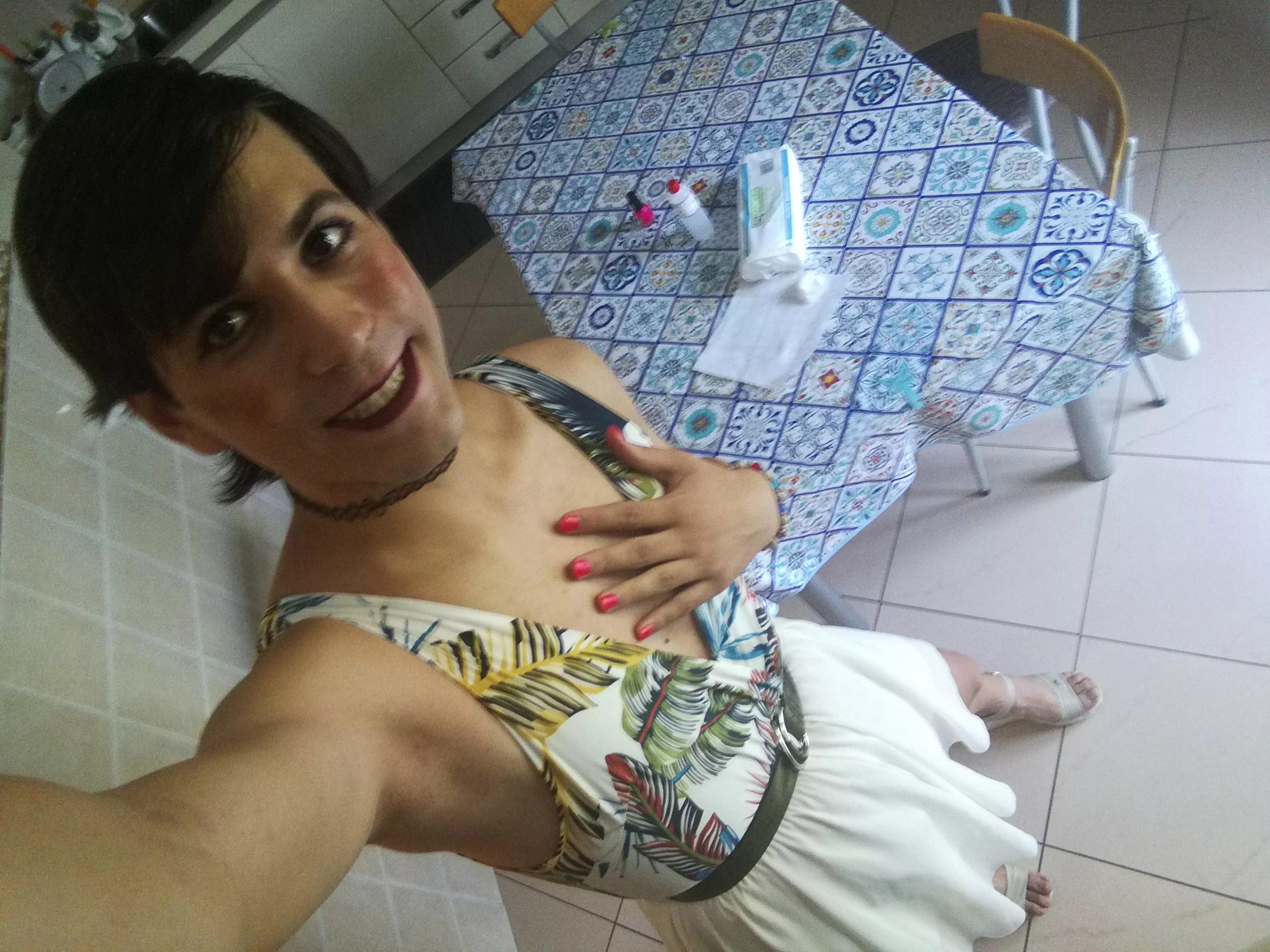 Tell me why I can't satisfy girls 😭 Tell me why I can't satisfy girls 😭