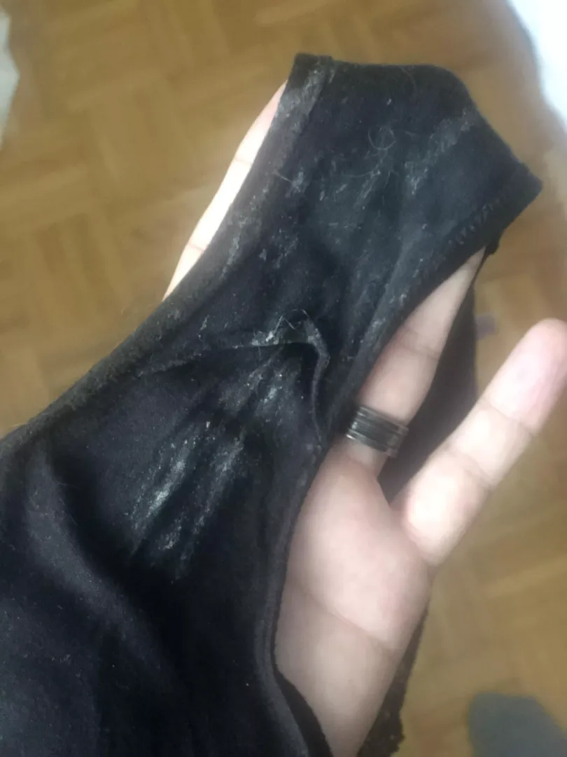 Ten minutes after rubbing her bed this morning