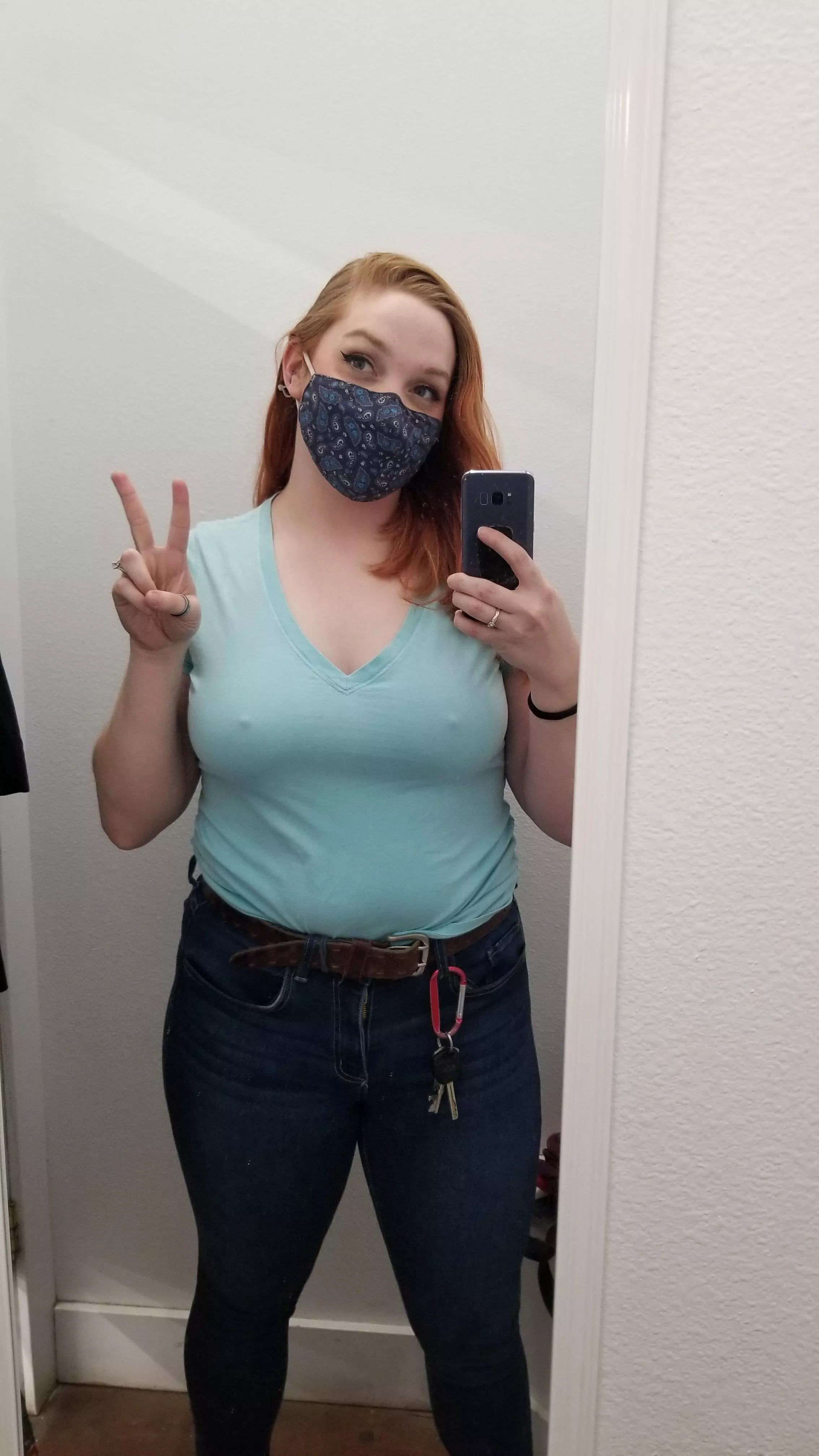 Testing my dress code at work today 😱🙈