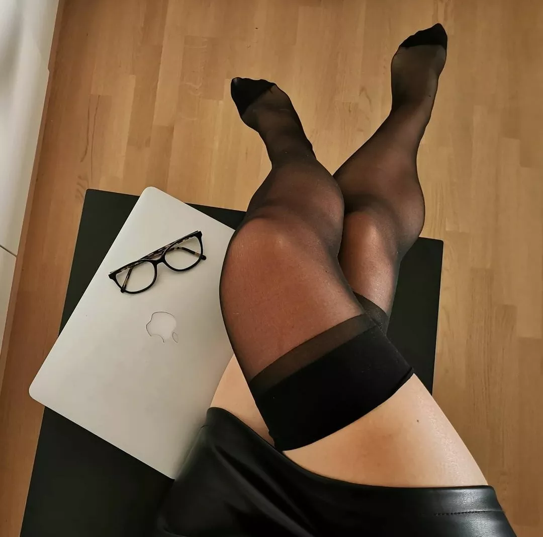 TGIF! I've been working so hard..😇