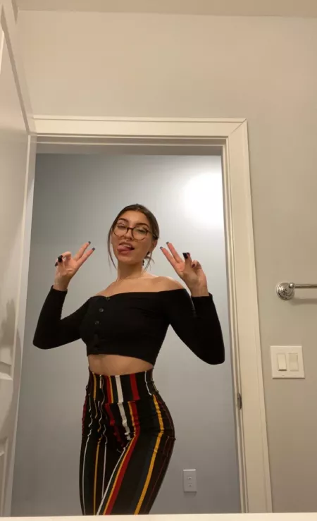 T.G.I.F. Tongue Goes In Firstππ₯΅