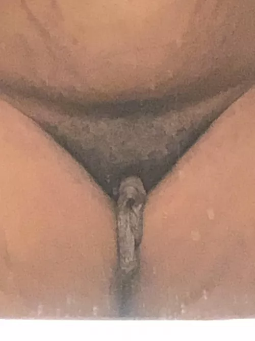 Thank you guys for 1.2k! Hereβs a picture of my dangling lips!! Iβll be spreading at 1.5k make sure to follow for more !