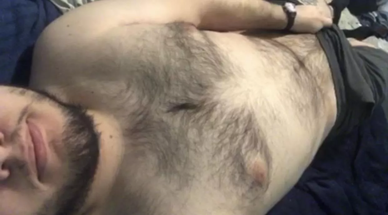 Thankful for this sub, i used to hate my chest hair but now im in love :)