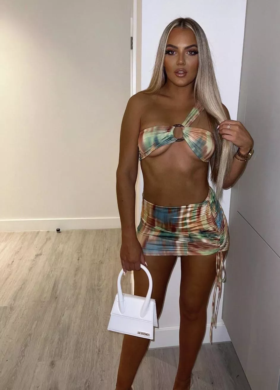 That body.. That body..