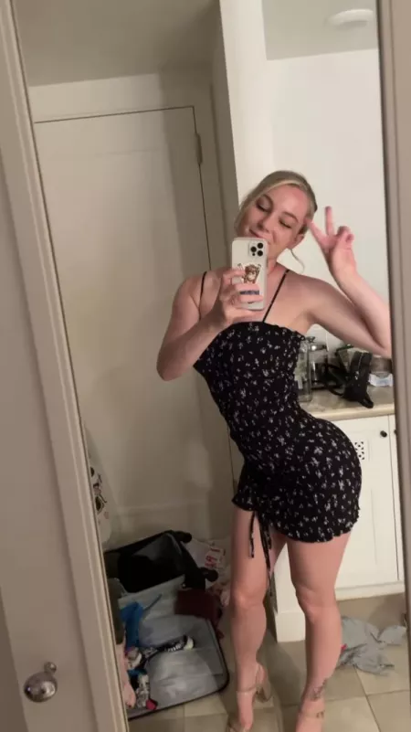 That curve π€€π€€π€€ That curve π€€π€€π€€