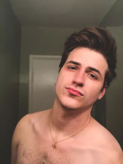 That mane though 🦁