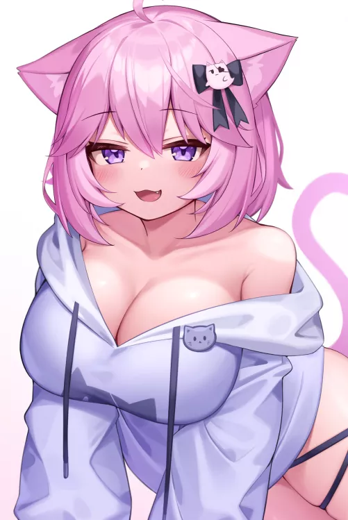 That sweatshirt seems a bit loose That sweatshirt seems a bit loose