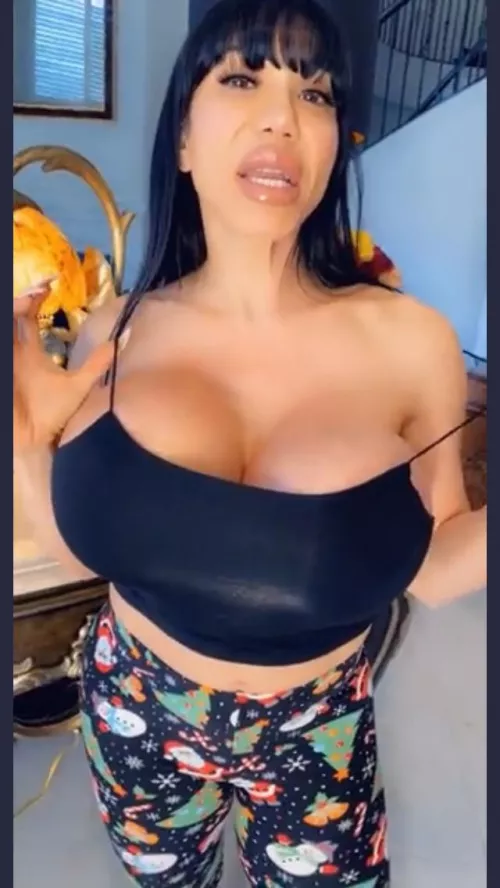 That tank top can barely contain those fucking fake knockers! That tank top can barely contain those fucking fake knockers!
