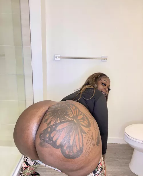 That’s a biggg ass!