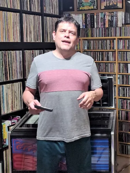 That's a cock head, right? How big do yo think he is?