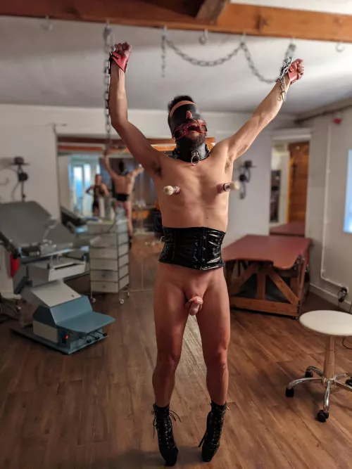 That's how you start the new year 🤪. In the end Lady Linda (my wife sadist alter ego) managed to get the secret code from me, standing on the ballet boots made me spit the numbers one by one 🤣.