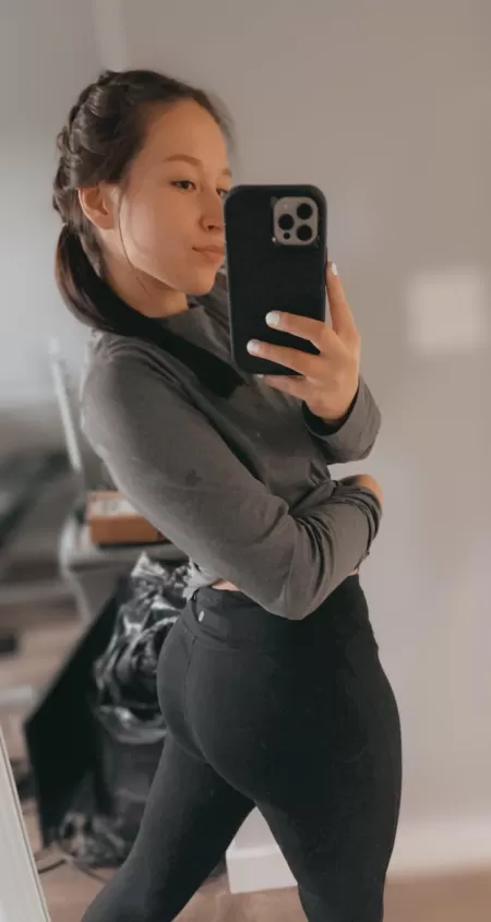 That’s just a top shot. Imagine the under view of this 🍑. That’s just a top shot. Imagine the under view of this 🍑.