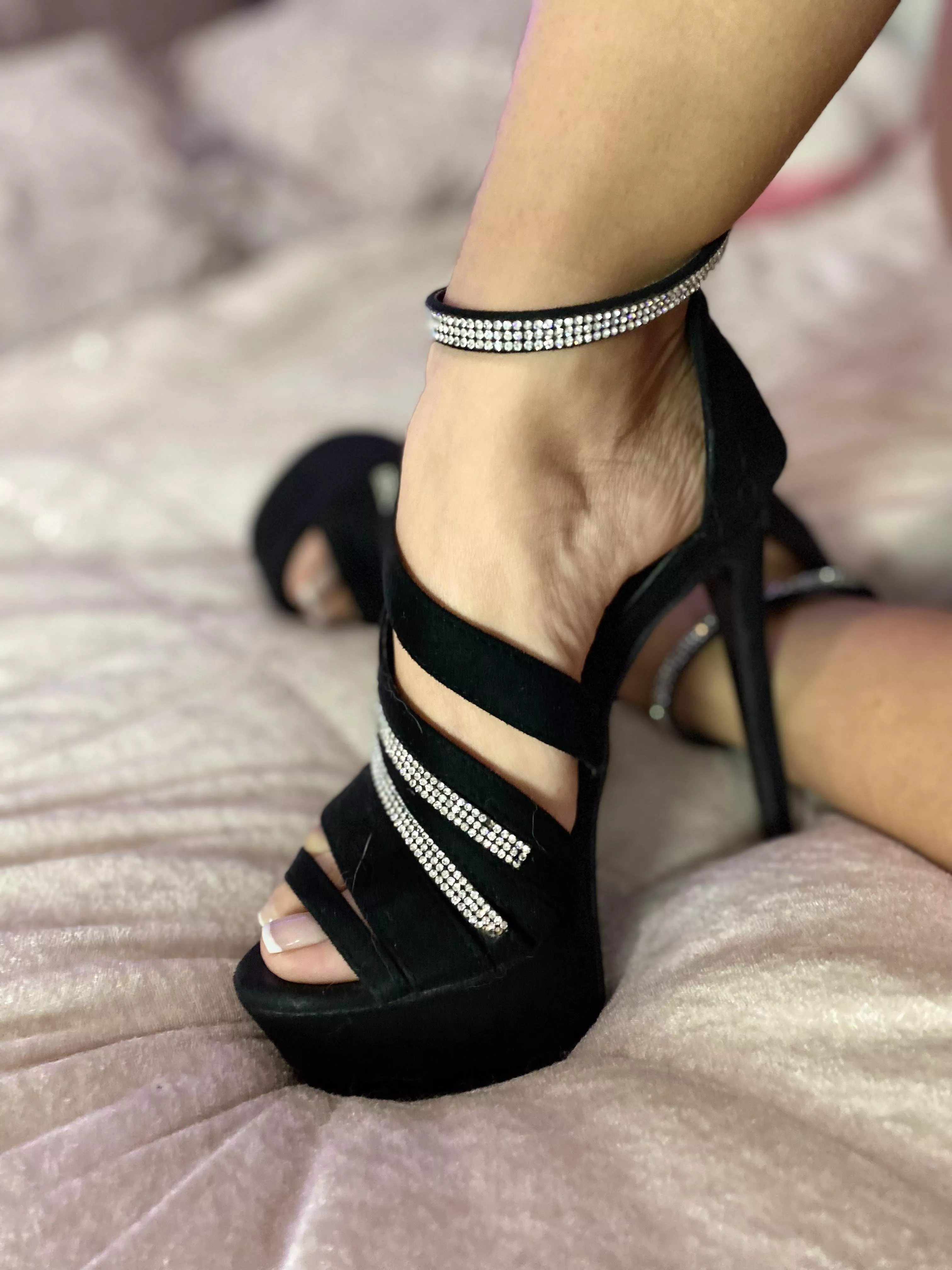 That’s my absolute favourite pair of heels ❤️🔥 That’s my absolute favourite pair of heels ❤️🔥