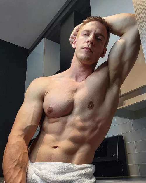 The best feeling is that someone can understand your unspoken words😜