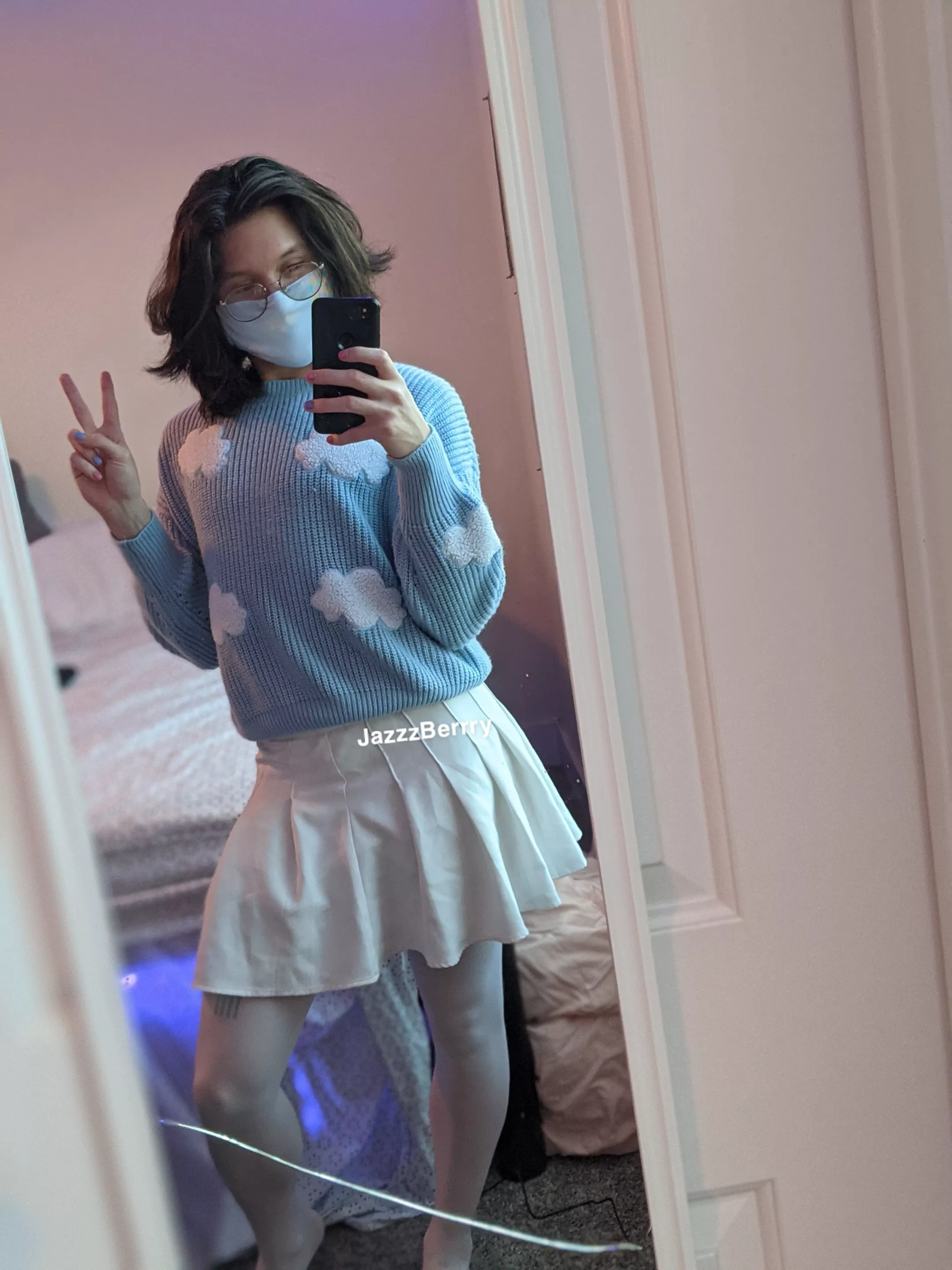 The cloud sweater looks cute don't ya think?