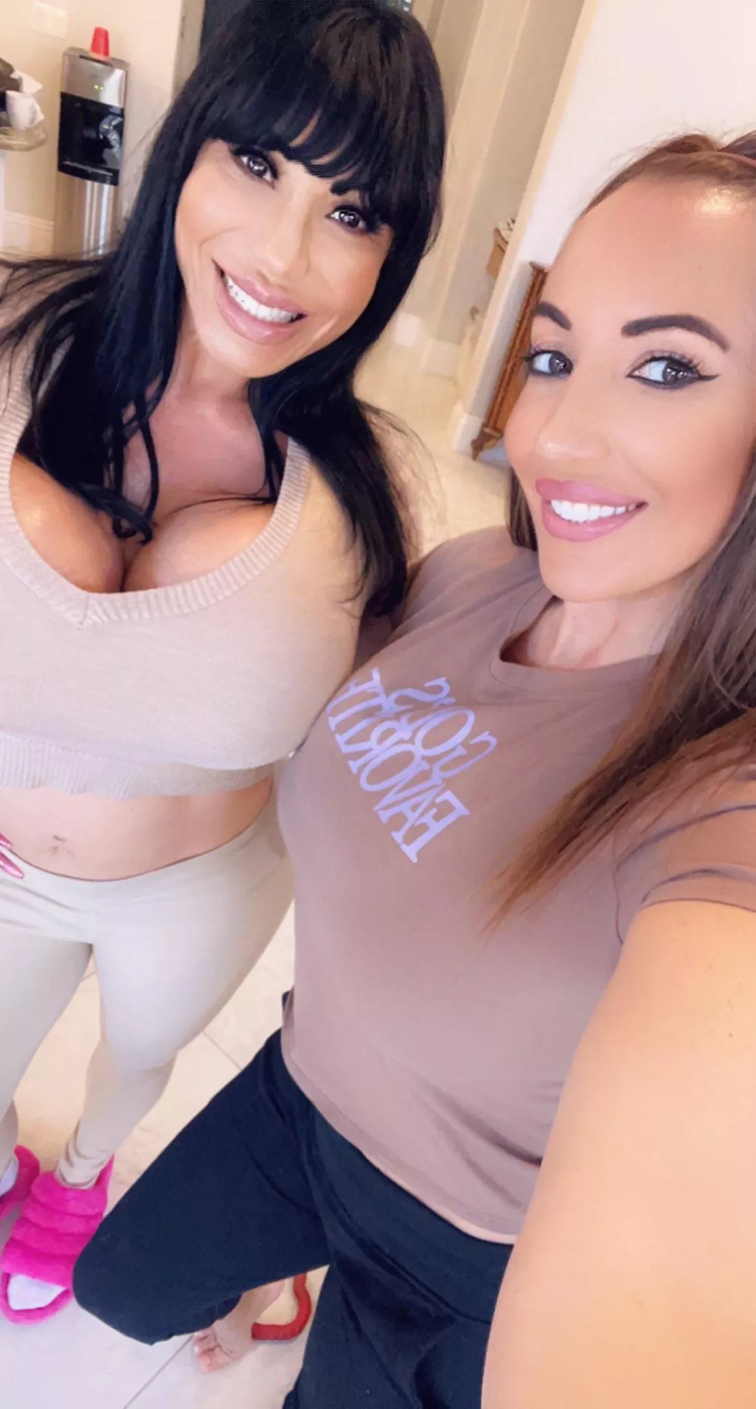 “The greatest whore of all time” & Richelle Ryan probably about to some incredibly inappropriate and slutty things!