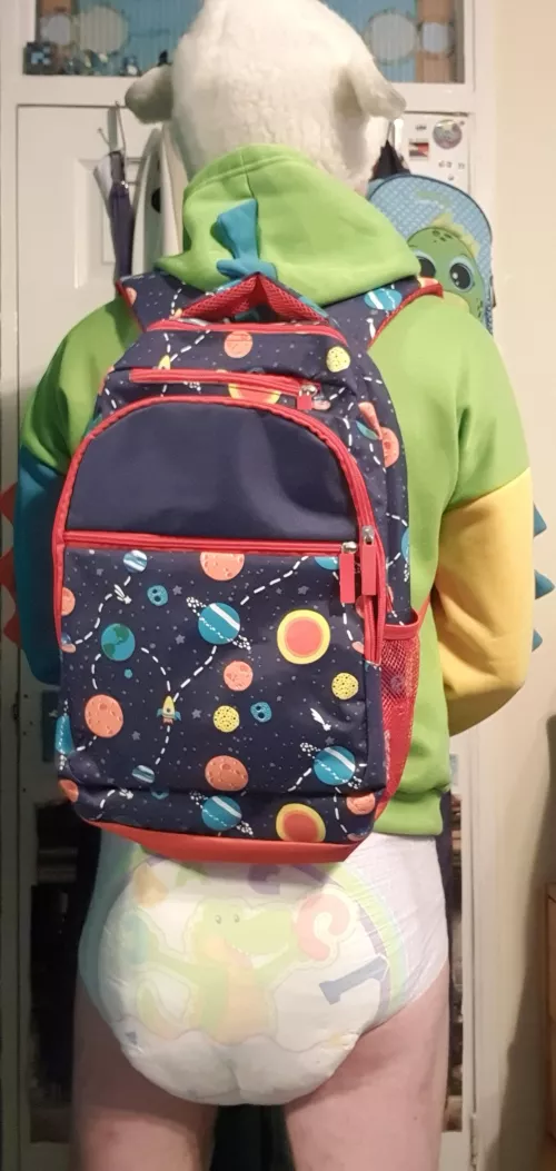 The new Alphagatorz and Little kings are so adorable! Instantly I knew today was a little dude dress up day!