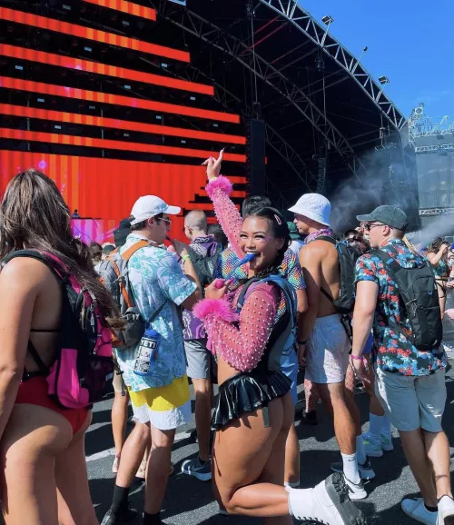 The only Filipina I’d smash… and that’s coming from a Filipino dude…