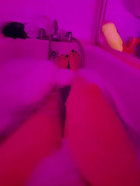 The pink light makes it so relaxing The pink light makes it so relaxing