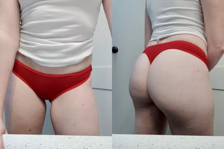 the red thong makes my cheeks pop π