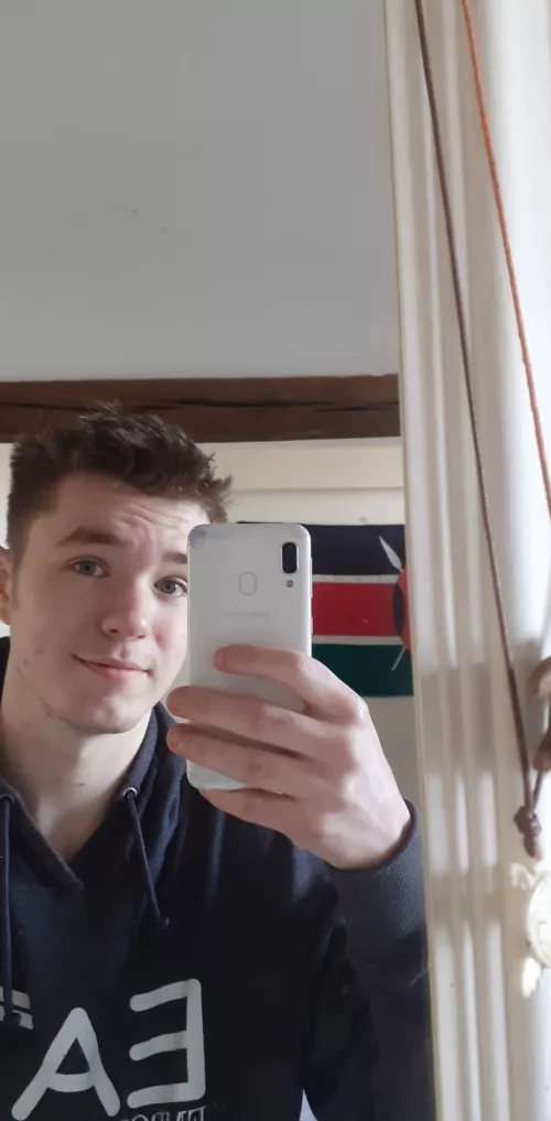 The regret of shaving and looking like a child more than usual 😅