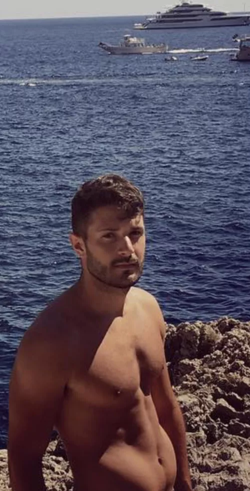 The ship left without me! ๐
 The ship left without me! ๐