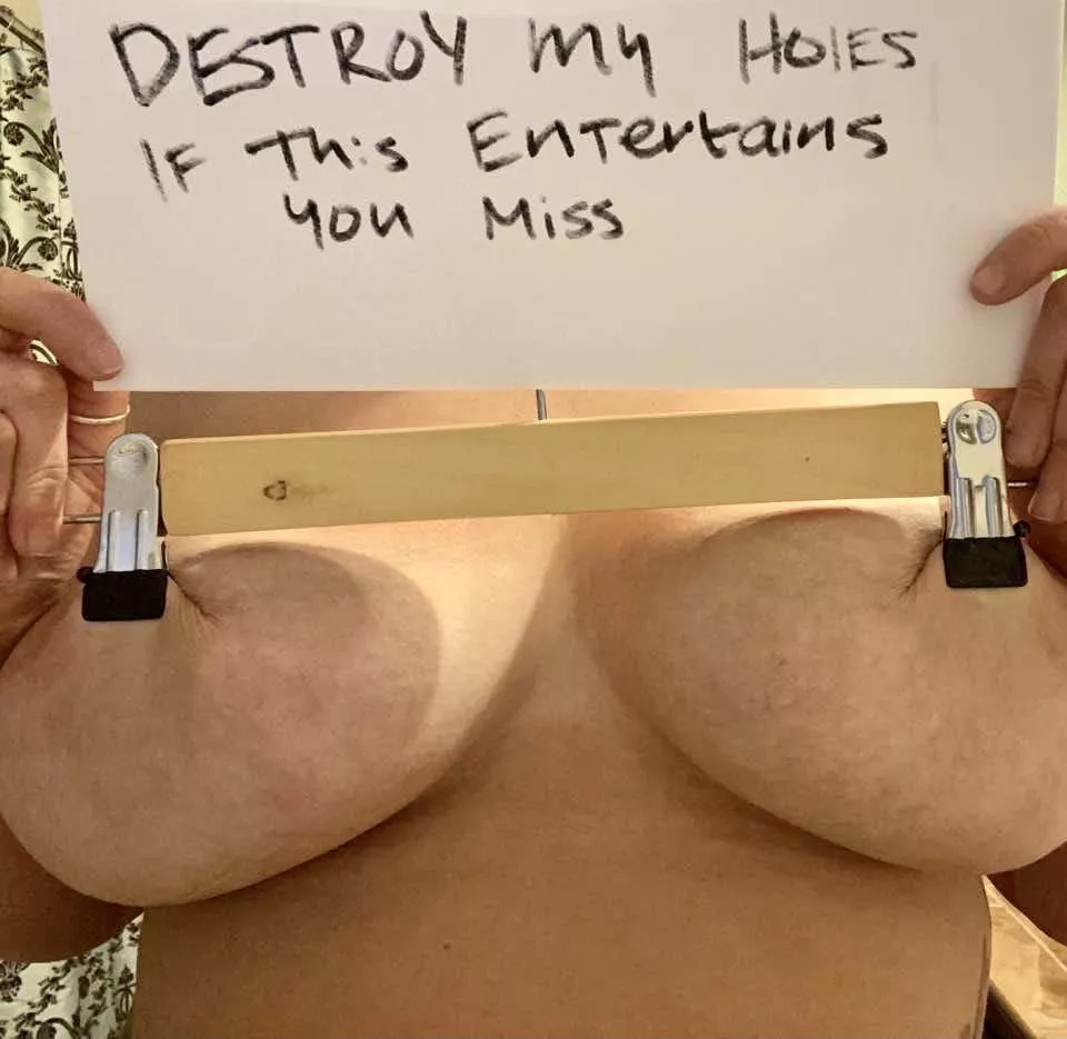The slut was told to torture her fat udders to entertain my day at work. Such worthless boobs are meaningless if they aren’t properly abused.