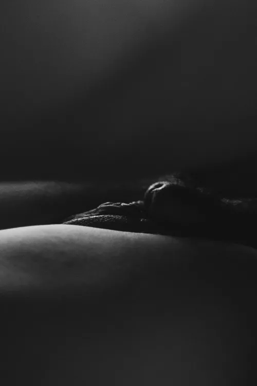 The tease before the insertion...